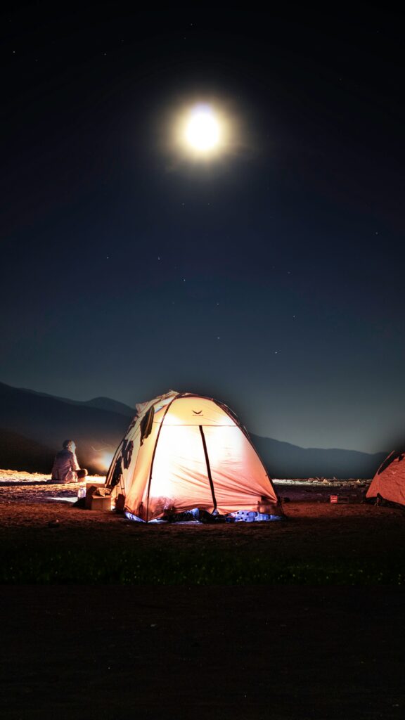 Thanksgiving Weekend Camping & Glamping Guide: Best Places, Meals, Packing Tips + Cozy Fall Ideas
