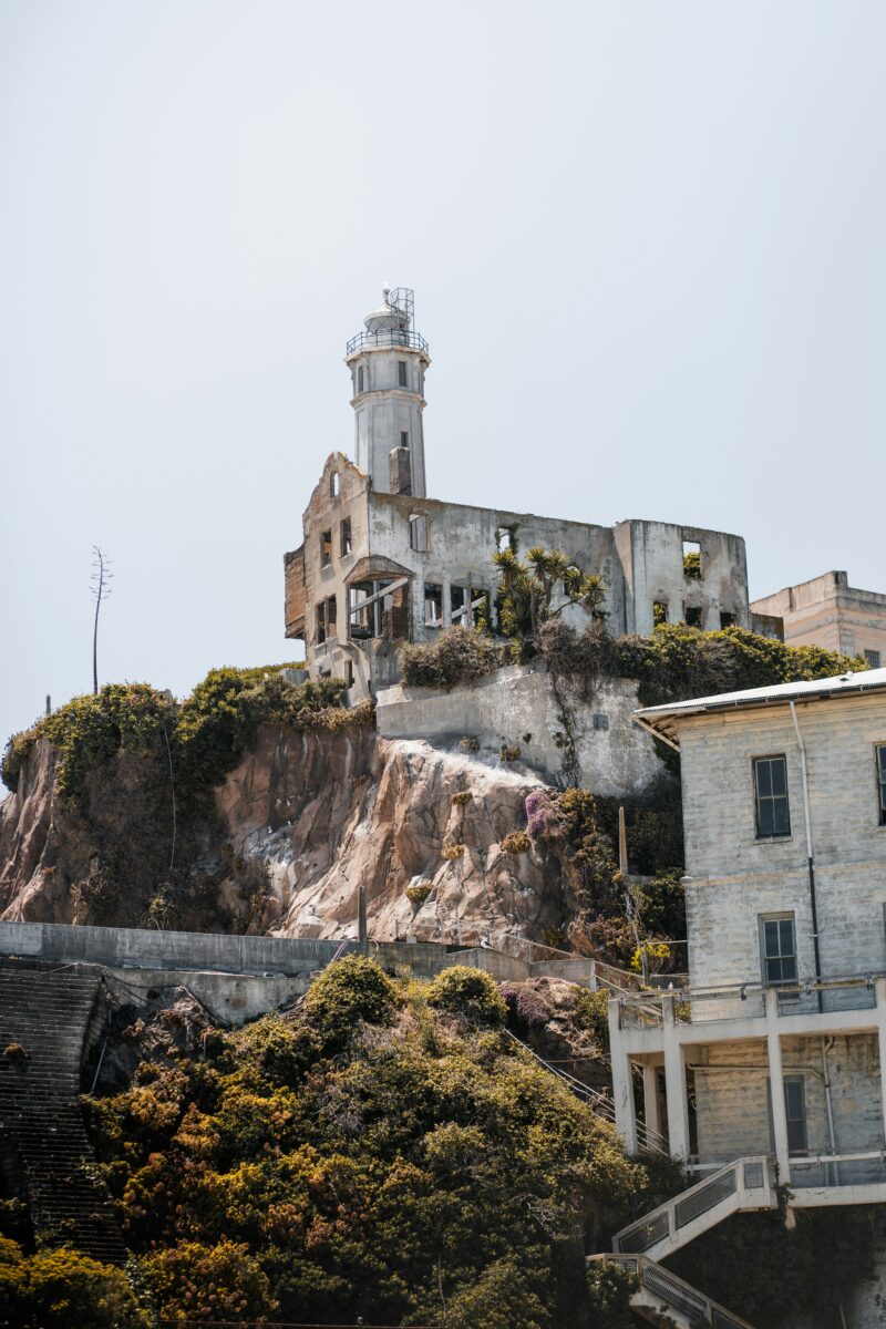 21 Most Haunted Places in California You Can Visit